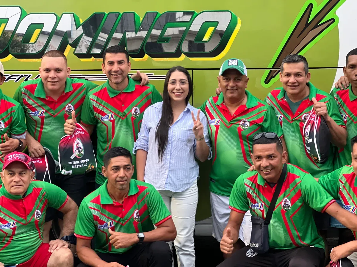Liliana Silva comparte una jornada con la comunidad